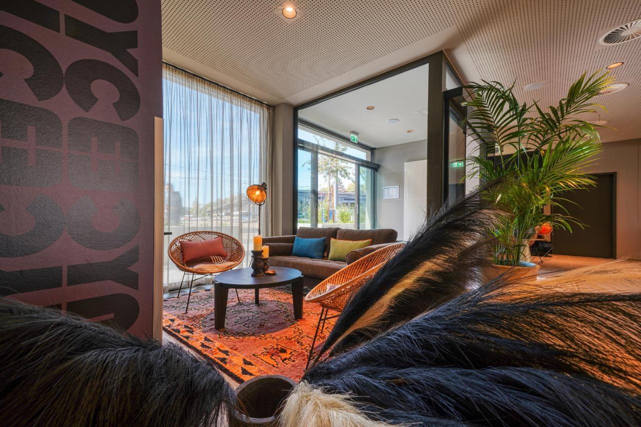 NYCE Hotel Ulm Buitenkant foto