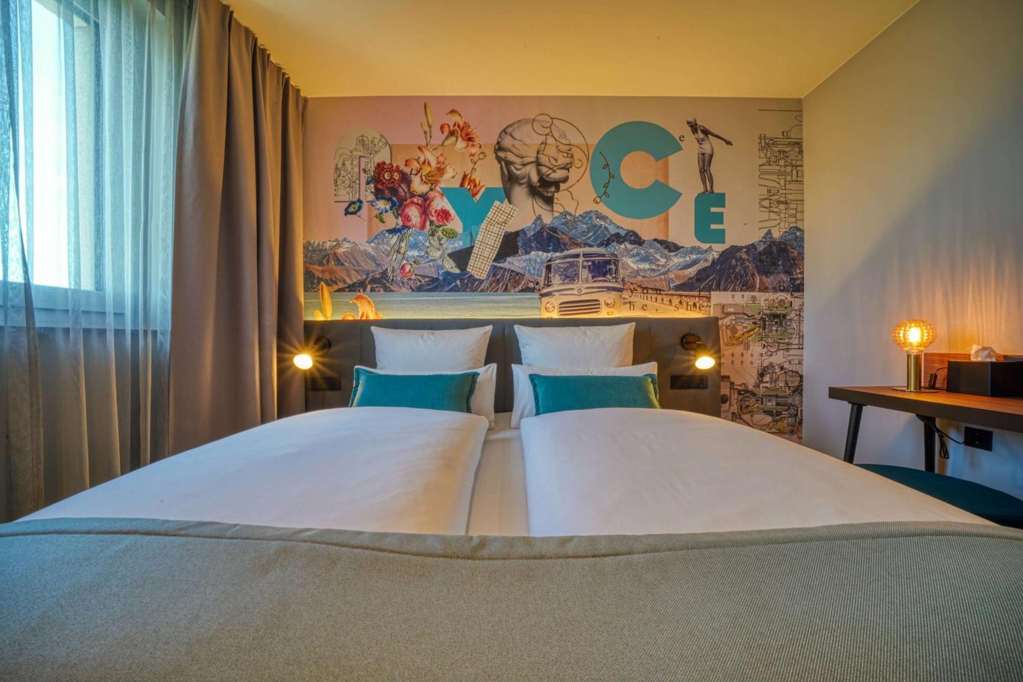 NYCE Hotel Ulm Buitenkant foto